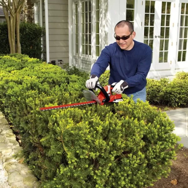 BLACK+DECKER 22 in. 20V MAX Lithium-Ion Cordless Hedge Trimmer (Tool Only)