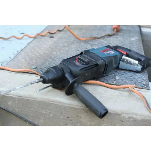 Bosch Bulldog Xtreme 8 Amp 1 in. Corded Variable Speed SDS-Plus Concrete/Masonry Rotary Hammer Drill with Carrying Case