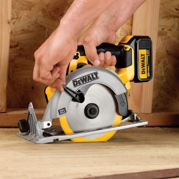 DEWALT 20-Volt MAX Cordless 6-1/2 in. Circular Saw with (1) 20-Volt Battery 3.0Ah & Charger