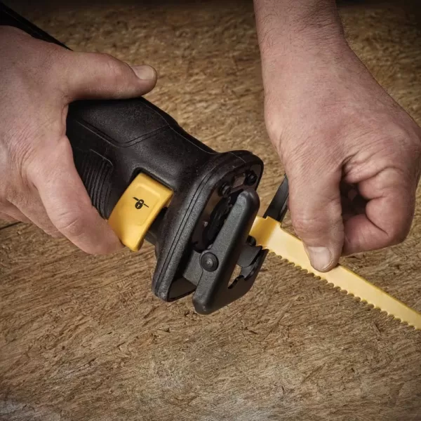 DEWALT FLEXVOLT 60-Volt MAX Cordless Brushless Reciprocating Saw with (1) FLEXVOLT 9.0Ah & (1) FLEXVOLT 6.0Ah Battery