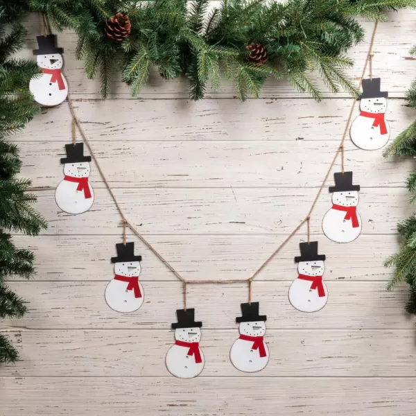 Glitzhome 6 ft. L Metal Christmas Snowman Garland