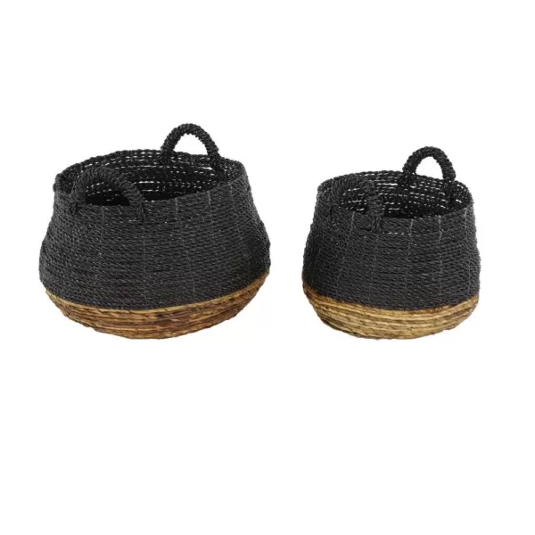 LITTON LANE Round Banana Leaf and Polypropylene Storage Wicker Baskets with Handles (Set of 2)