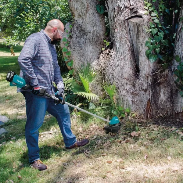 Makita 18-Volt LXT Lithium-Ion Brushless Cordless String Trimmer Kit with (1) Battery 4.0Ah and Charger