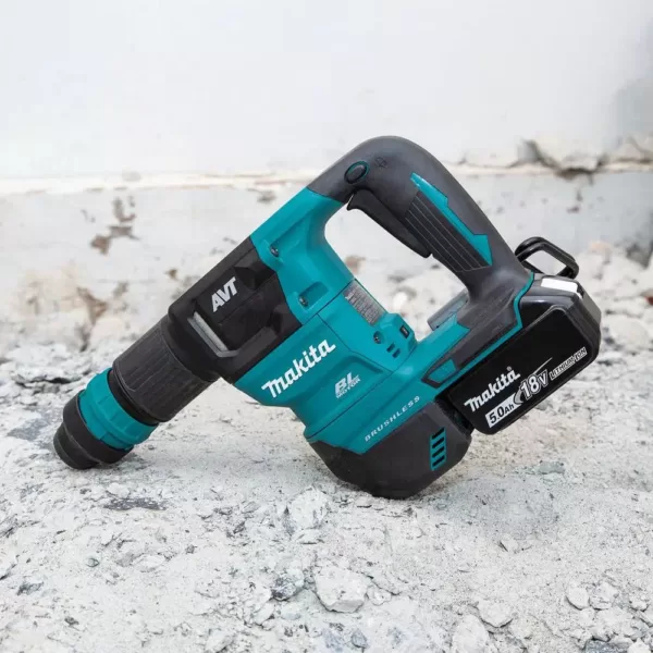 Makita 18-Volt LXT Lithium-Ion Brushless Cordless AVT Power Scraper Kit (5.0 Ah)