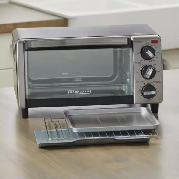 BLACK+DECKER 1150 W 4-Slice Stainless Steel Convection Toaster Oven with Built-In Timer