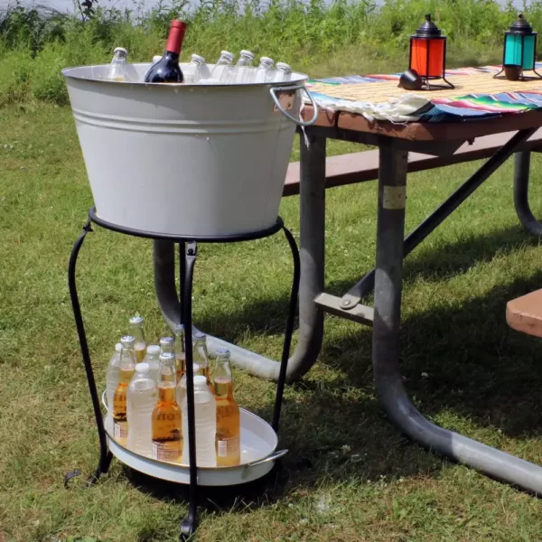 Sunnydaze Decor White Steel Ice Bucket Beverage Holder with Stand and Tray